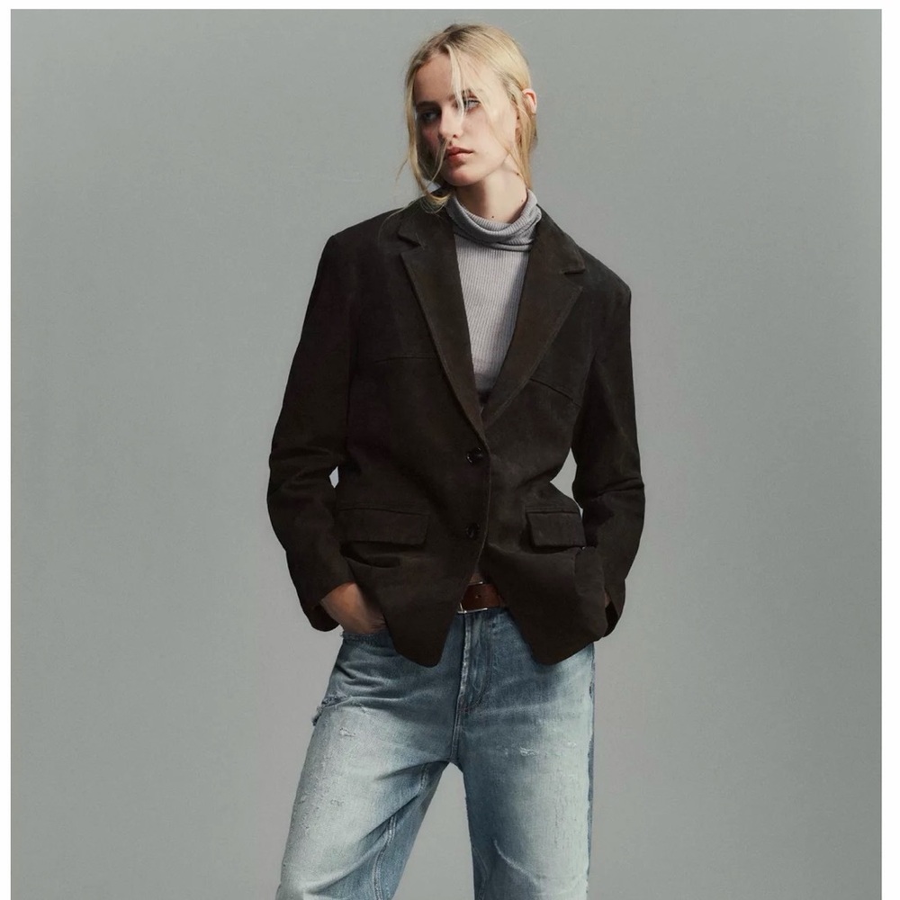 Zara Dark Brown 100%  suede blazer